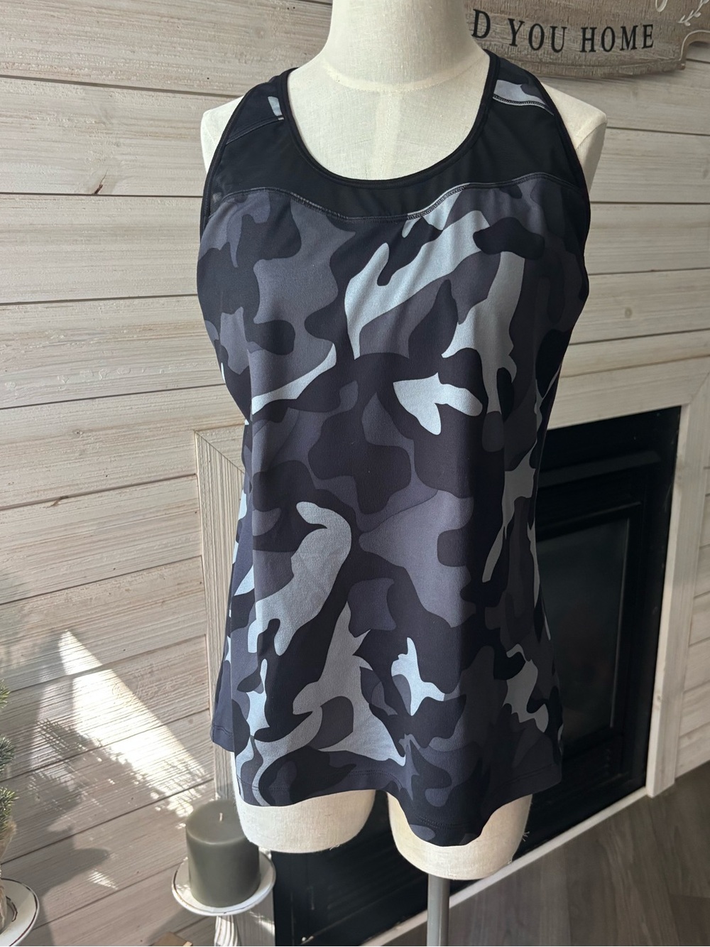 Athleta Women's Black & Gray Camo Racerback Tank Top